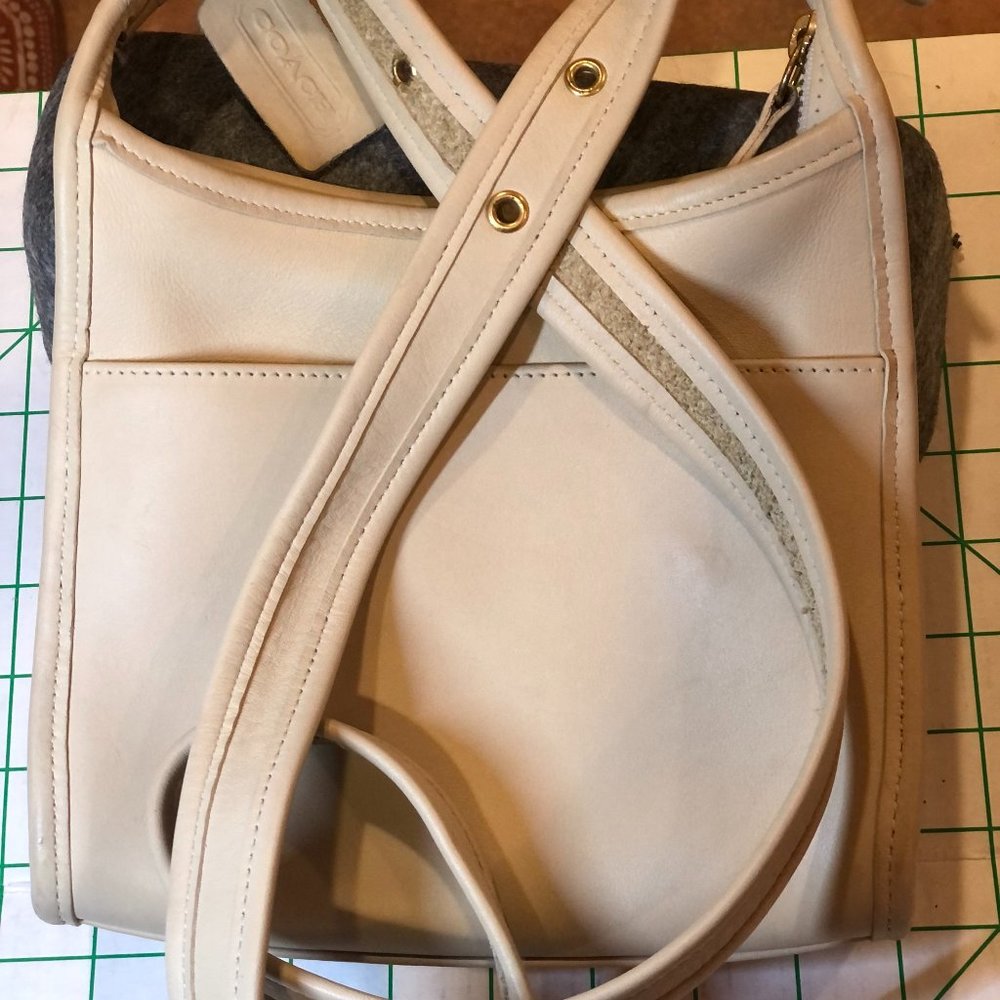Vintage Coach Leather Crossbody Bag